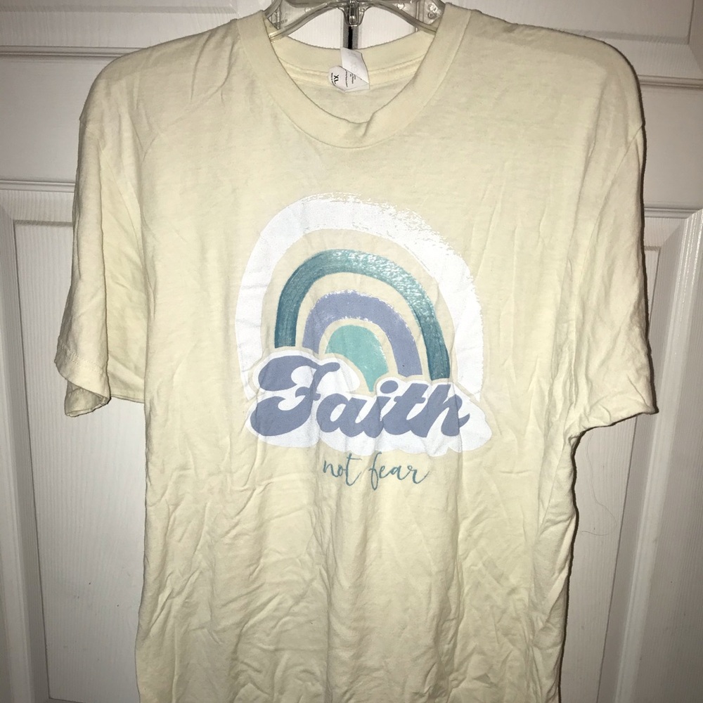 Women’s shirt